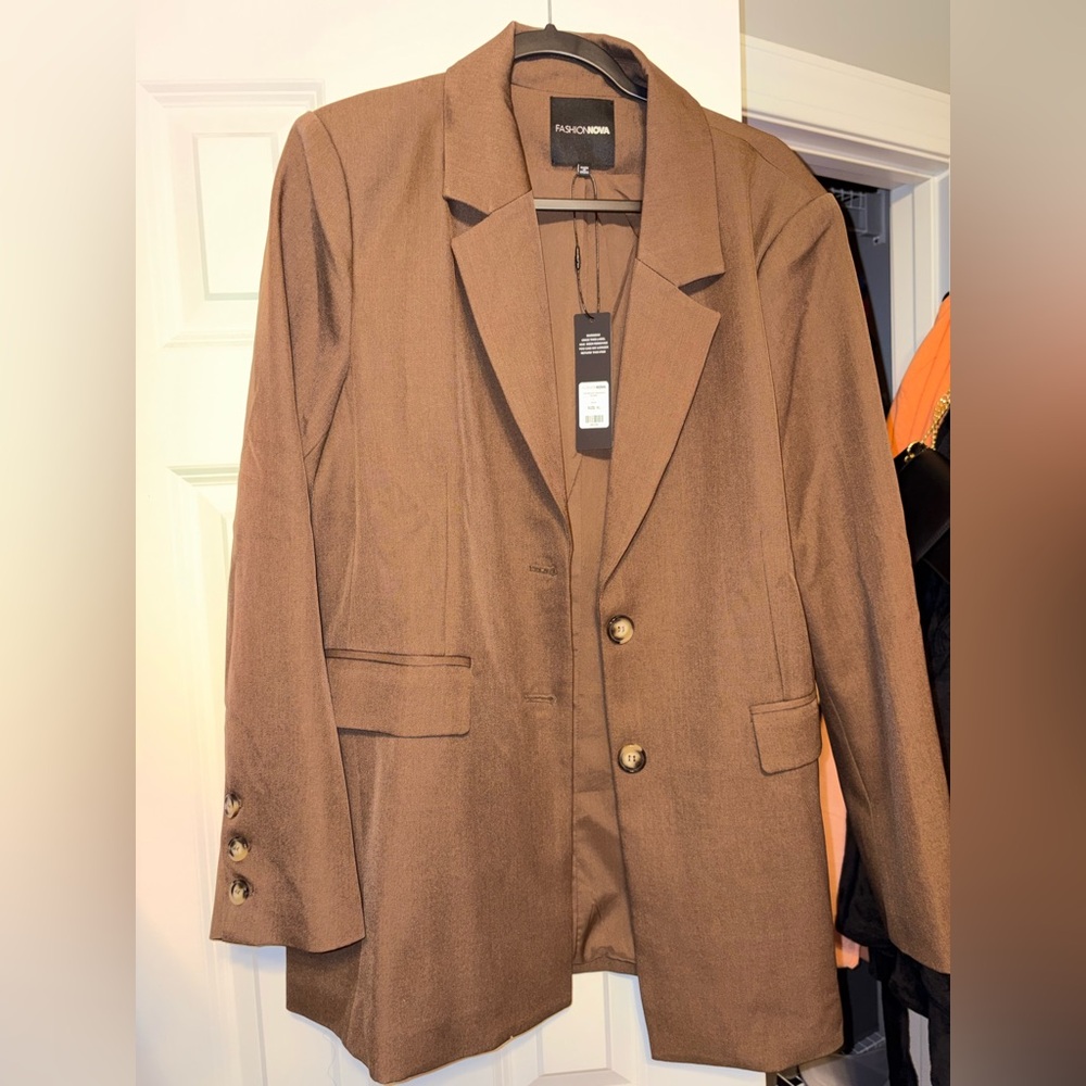 Fashion Nova Brown Business Blazer